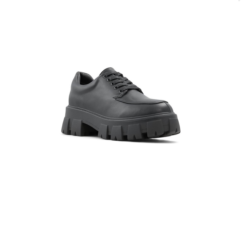 Oxford shoes